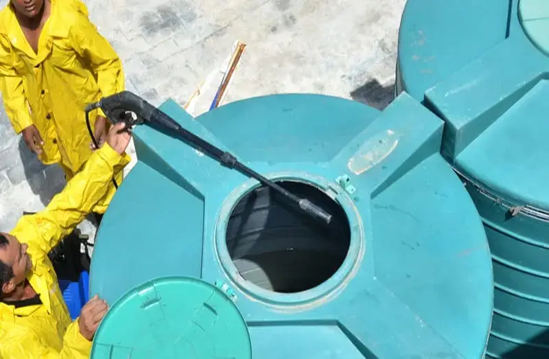 تنظيف خزانات المياه بالطائف